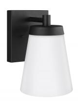 Generation Lighting 8638601-12 - Renville Large One Light Outdoor Wall Lantern